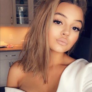 Meet your Posher, Maia